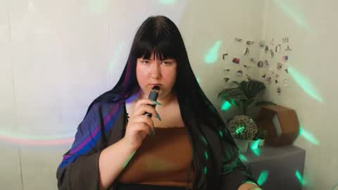 BabyTaera online show from June 11, 6:33 am