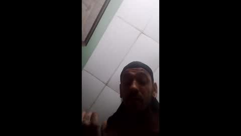 Snapshot of babytrouble chatting on January 9, 7:22 am babytrouble online show from January 9, 7:22 am