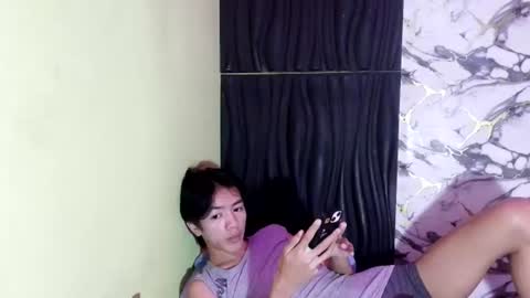 Snapshot of babytwinkxxxx chatting on June 17, 7:55 am babytwinkxxxx online show from June 17, 7:55 am
