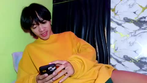 Snapshot of babytwinkxxxx chatting on June 29, 2:28 pm babytwinkxxxx online show from June 29, 2:28 pm