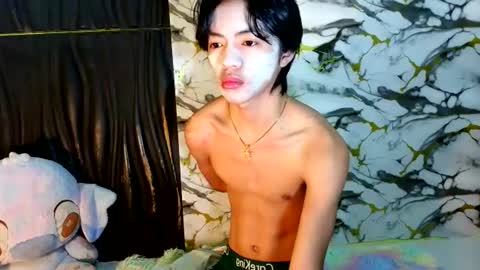 Snapshot of babytwinkxxxx chatting on July 9, 11:20 pm babytwinkxxxx online show from July 9, 11:20 pm