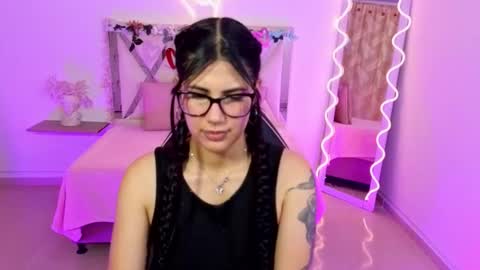  VENU  online show from September 15, 3:39 am