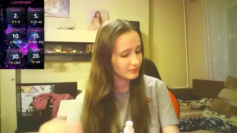 Alice  online show from October 5, 3:49 am