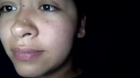 Snapshot of babyymango_ chatting on December 24, 11:22 pm  Gisselle  online show from December 24, 11:22 pm