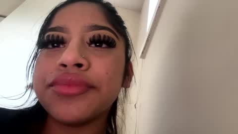 Snapshot of babyynaughty chatting on March 12, 10:50 pm babyynaughty online show from March 12, 10:50 pm