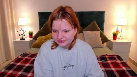 babyyulli online show from March 3, 6:08 am