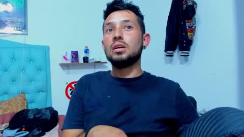 s   online show from October 25, 1:35 am