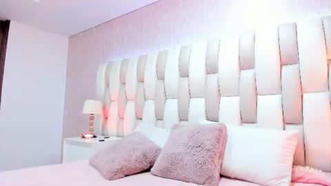 bad__girll_ online show from June 27, 3:44 am