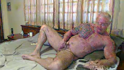 Snapshot of bad_boy_jamie chatting on January 14, 5:51 am bad_boy_jamie online show from January 14, 5:51 am