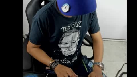 Snapshot of bad_boy_master_findom chatting on February 21, 8:32 pm bad_boy_master_findom online show from February 21, 8:32 pm