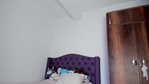 Bratty Lanita - independent online show from December 20, 9:28 pm