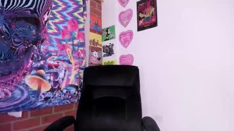 Bratty Lanita - independent online show from February 1, 8:29 pm