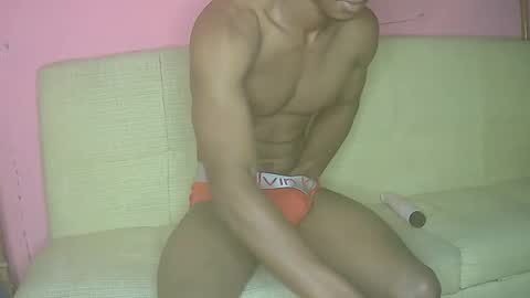 Snapshot of badaddo910342 chatting on February 7, 4:27 am badaddo910342 online show from February 7, 4:27 am