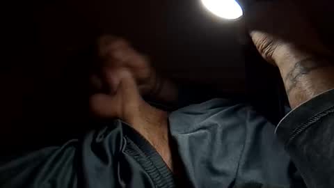 Snapshot of badasswolf1 chatting on December 26, 6:09 am badasswolf1 online show from December 26, 6:09 am