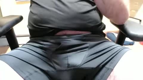 badbirdie85 online show from April 7, 2:12 am