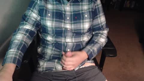 Snapshot of baddaddy77 chatting on January 26, 1:31 am baddaddy77 online show from January 26, 1:31 am