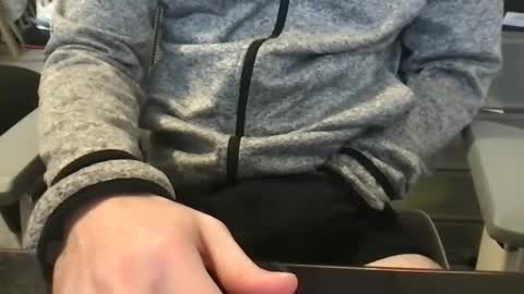 Snapshot of baddersguy13 chatting on November 5, 8:25 am baddersguy13 online show from November 5, 8:25 am