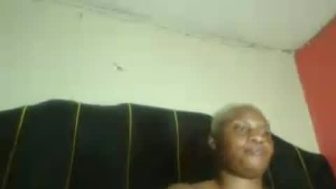 baddiedaisy61029 online show from July 25, 4:04 pm