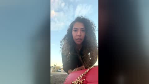 baddievanity101 online show from April 2, 1:36 am