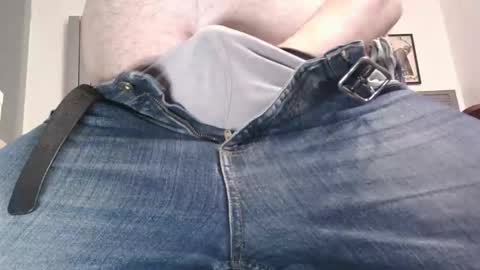 Snapshot of baddingtonbear chatting on October 20, 7:03 pm baddingtonbear online show from October 20, 7:03 pm