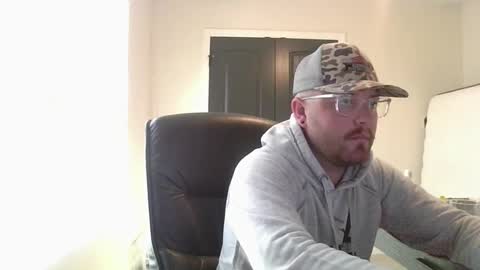 Snapshot of baddydaddy23 chatting on September 24, 8:23 pm Jon online show from September 24, 8:23 pm