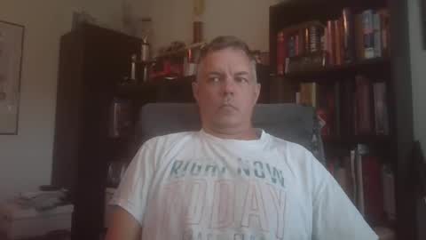 Snapshot of badger32934 chatting on December 27, 7:14 pm Badger online show from December 27, 7:14 pm