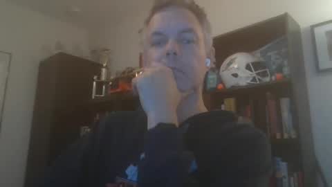 Snapshot of badger32934 chatting on January 21, 12:15 am Badger online show from January 21, 12:15 am