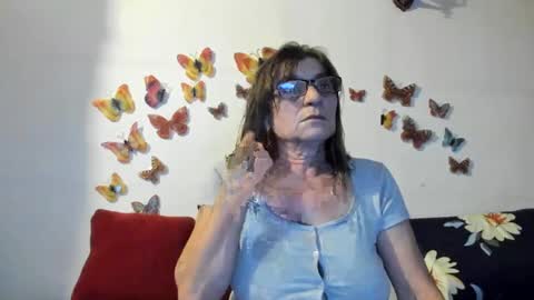 Gina online show from January 3, 4:27 pm