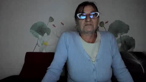 Gina online show from October 8, 5:38 am