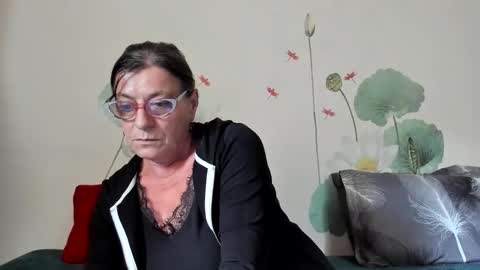 Gina online show from October 9, 1:20 pm