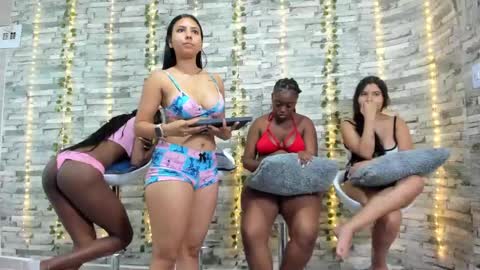 candy and dayan online show from March 12, 3:29 pm