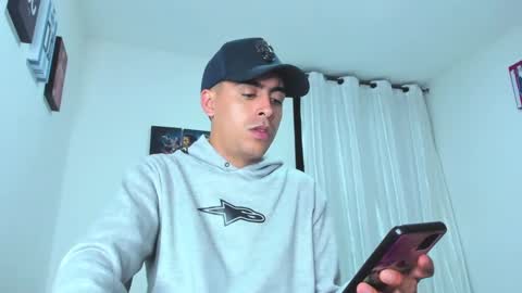 Snapshot of badjuanhot chatting on December 31, 3:55 am Juan Help us reach 100 likes online show from December 31, 3:55 am