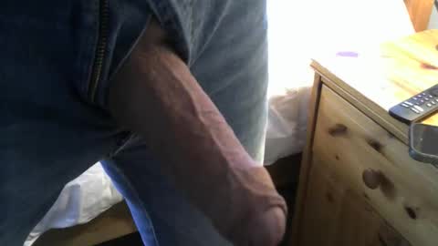 Snapshot of badlad10 chatting on April 19, 4:50 pm badlad10 online show from April 19, 4:50 pm