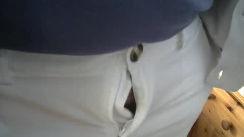 Snapshot of badlad10 chatting on May 10, 5:40 pm badlad10 online show from May 10, 5:40 pm