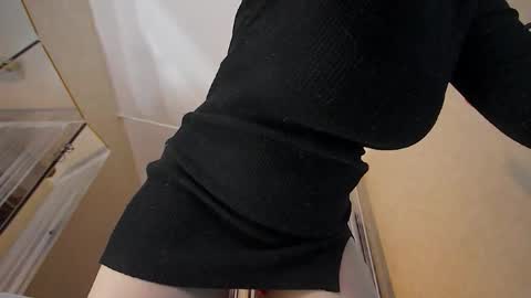 Snapshot of badwebcamgirl chatting on February 4, 2:01 pm engely online show from February 4, 2:01 pm