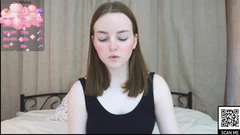 Snapshot of bae_cake_ chatting on January 15, 3:18 pm Alice online show from January 15, 3:18 pm