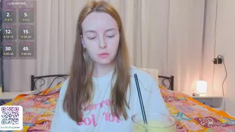 Alice online show from May 24, 6:57 pm