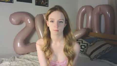Kate online show from June 20, 4:43 pm
