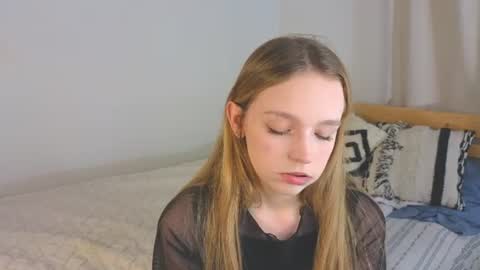 Kate online show from June 25, 4:11 pm