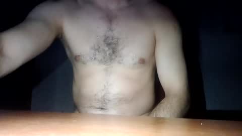 Snapshot of baiat_frumusel chatting on January 20, 9:43 pm baiat_frumusel online show from January 20, 9:43 pm