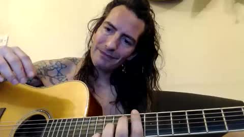 Bailey online show from February 3, 2:53 am