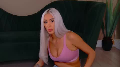 bailey_rush online show from September 15, 2:39 pm