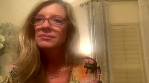 Happy Girl online show from July 23, 2:42 am