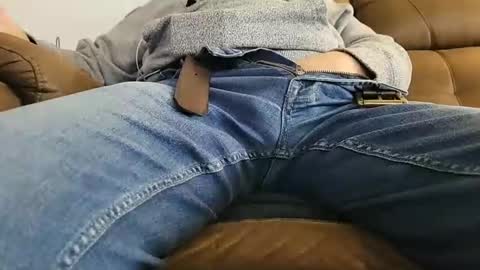 bald_bone online show from November 3, 4:52 pm