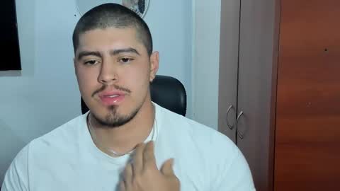 Andres -  online show from December 1, 11:15 am