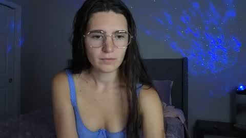 Snapshot of bambifarrina chatting on September 16, 12:55 am bambifarrina online show from September 16, 12:55 am