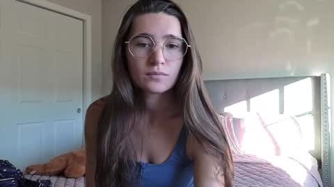 Snapshot of bambifarrina chatting on November 5, 9:15 pm bambifarrina online show from November 5, 9:15 pm