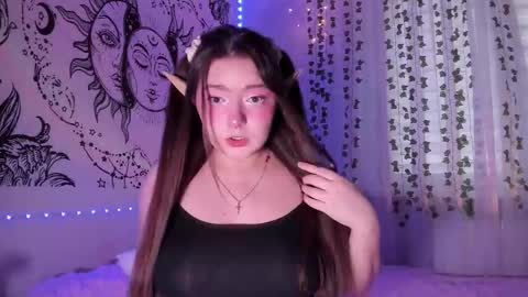 Snapshot of bambimayy chatting on December 17, 8:20 am May 3 online show from December 17, 8:20 am