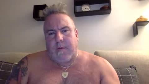 banana5289 online show from December 4, 8:17 pm