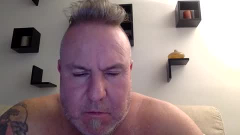 banana5289 online show from March 18, 7:28 pm